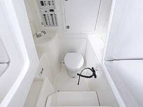 View full size image of 2021 SeaVee 370Z