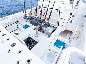 View full size image of 2024 SeaVee 450z