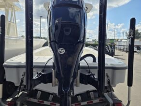 View full size image of 2023 SeaVee 270Z