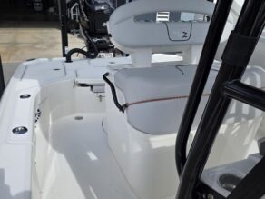 View full size image of 2023 SeaVee 270Z