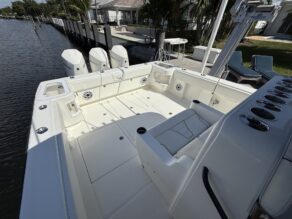 View full size image of 2021 SeaVee 370Z