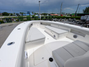 View full size image of 2026 SeaVee 400Z