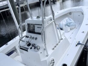 View full size image of 2006 SeaVee 260B