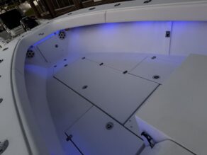 View full size image of 2006 SeaVee 260B