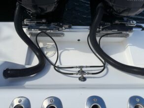 View full size image of 2006 SeaVee 260B