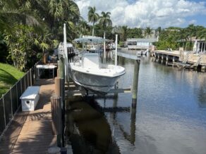 View full size image of 2006 SeaVee 260B