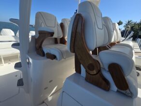 View full size image of 2024 SeaVee 420Z