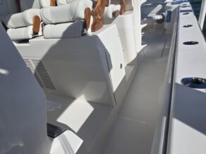 View full size image of 2024 SeaVee 420Z