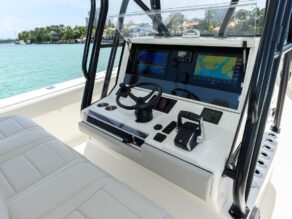 View full size image of 2023 SeaVee 370Z
