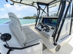 View full size image of 2023 SeaVee 370Z