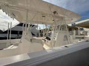 View full size image of 2024 SeaVee 390Z