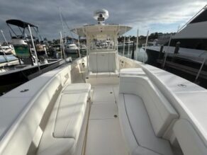View full size image of 2024 SeaVee 390Z